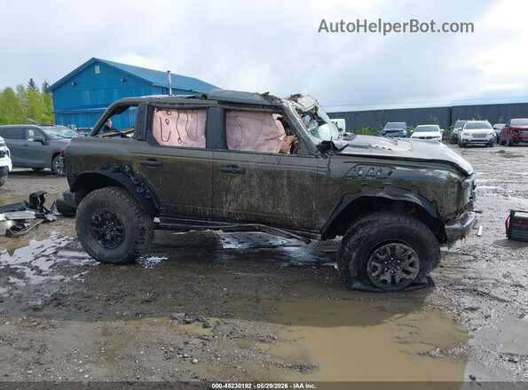 1FMEE0RR0RLA82702 2024 FORD BRONCO Green ხელსაწყოთა პანელის ხედი