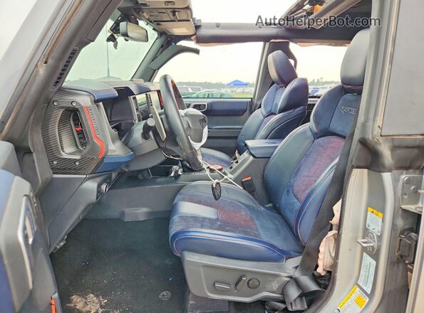 1FMEE0RR3RLA62959 2024 FORD BRONCO Silver Սալոնի դիմացի տեսք