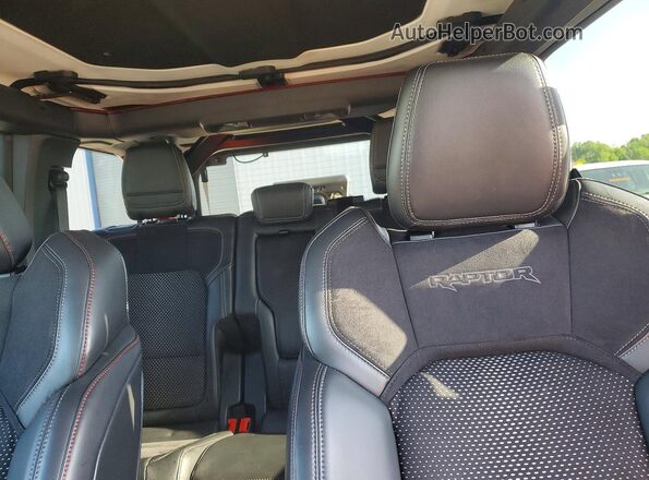 1FMEE0RR9SLB11183 2025 FORD BRONCO Burgundy Vista de los asientos traseros