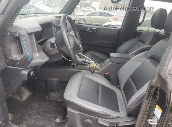 1FMEE1BP2RLA76348 2024 FORD BRONCO Black წინა სალონის ხედი