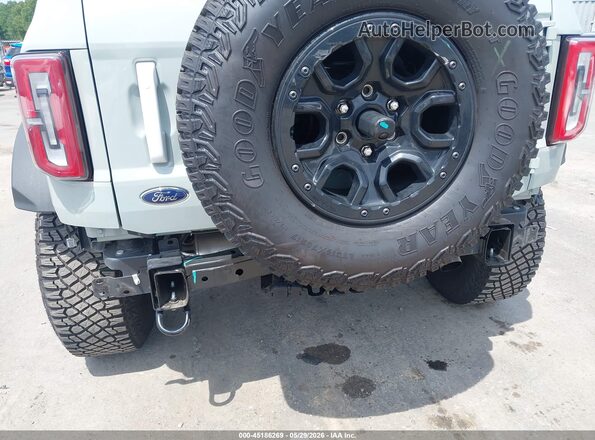1FMEE5DP3PLB86746 2023 FORD BRONCO Gray Вид спереду