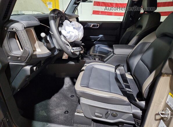 1FMEE8BPXTLA82799 2026 FORD BRONCO Brown Widok wnętrza z przodu