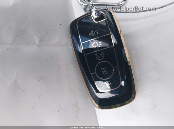 1FMJU1H86SEA28203 2025 FORD EXPEDITION Белый Вид панели приборов
