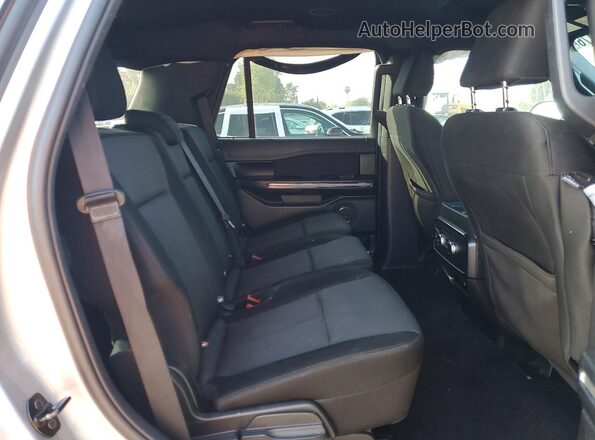 1FMJU1HT7MEA60987 2021 FORD EXPEDITION Silver Rear interior view
