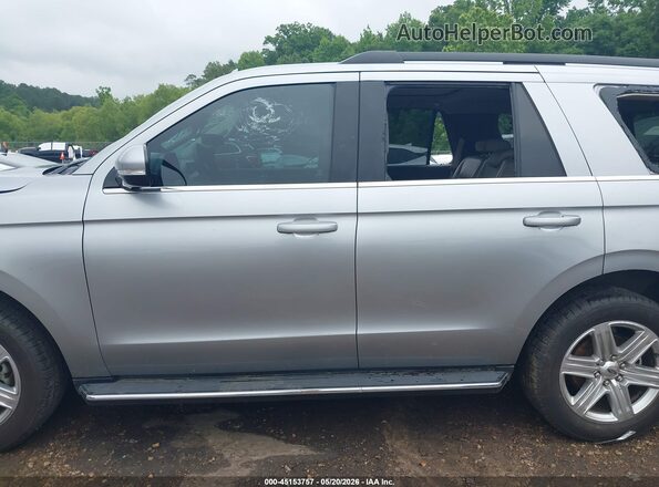1FMJU1HT9LEA14124 2020 FORD EXPEDITION Silver Widok wnętrza 360 stopni
