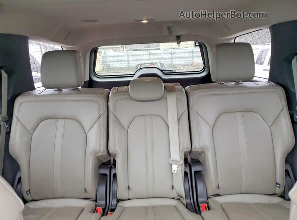 1FMJU2AT8MEA41204 2021 FORD EXPEDITION Blue Rear seats view