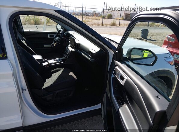 1FMSK7DH0MGA95616 2021 FORD EXPLORER White Widok wnętrza z przodu