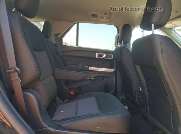1FMSK7DH2NGC03381 2022 FORD EXPLORER Black Rear interior view