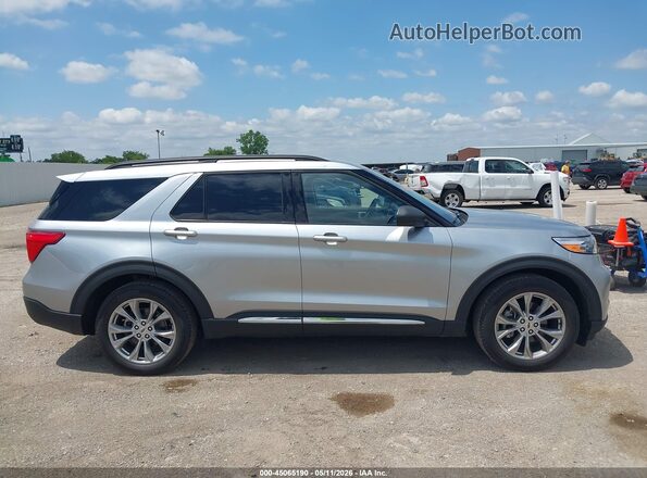 1FMSK7DHXRGA37665 2024 FORD FORD EXPLORER Silver უკანა სალონის ხედი