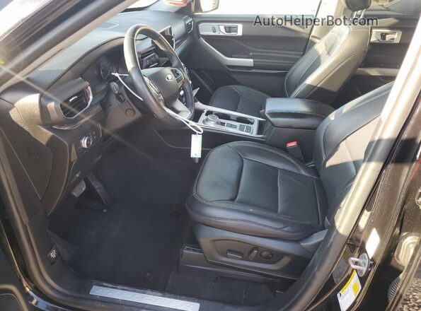 1FMSK7FH6NGA56706 2022 FORD EXPLORER Black Front interior view