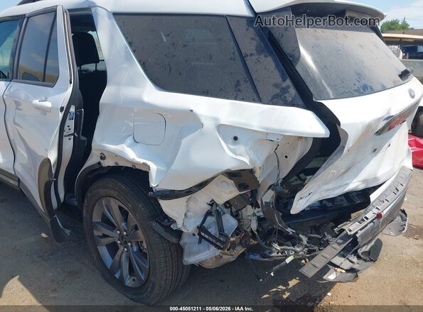 1FMSK8DH0NGC34411 2022 FORD FORD EXPLORER White Vista frontal
