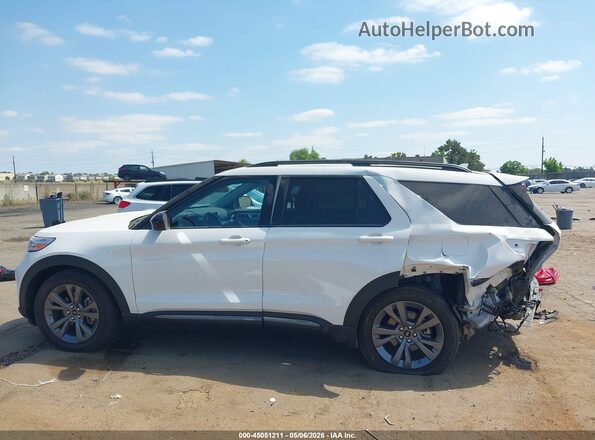 1FMSK8DH0NGC34411 2022 FORD FORD EXPLORER White Vista interior de 360 grados