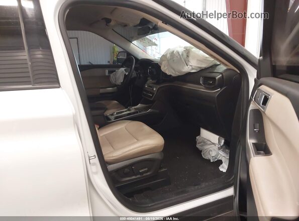 1FMSK8DH0RGA24994 2024 FORD EXPLORER White Vista interior delantera