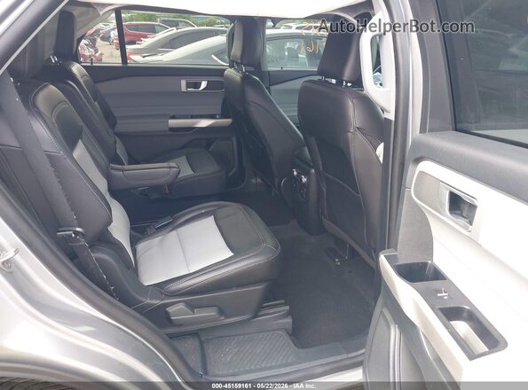 1FMSK8DH1NGA17773 2022 FORD EXPLORER Gray Vista de la etiqueta del VIN