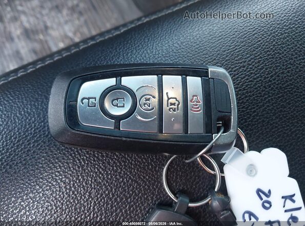 1FMSK8DH2LGB62740 2020 FORD FORD EXPLORER Коричневый Вид панели приборов