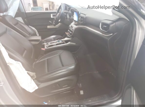 1FMSK8DH7NGC03477 2022 FORD EXPLORER Silver Вид салону спереду