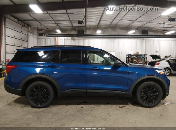 1FMSK8DH9LGC84754 2020 FORD FORD EXPLORER Blue Rear interior view