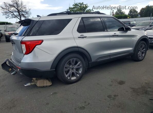 1FMSK8DHXNGA21014 2022 FORD EXPLORER Silver Tył prawy