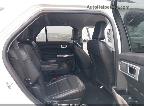 1FMSK8DHXPGA89235 2023 FORD EXPLORER Белый Вид наклейки с VIN-кодом