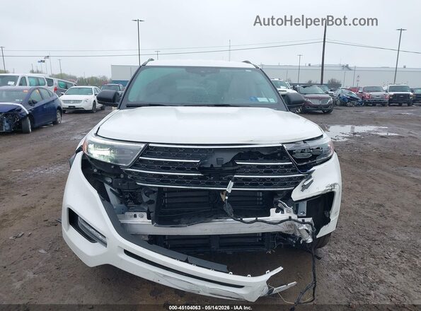 1FMSK8DHXPGA89235 2023 FORD EXPLORER Белый Вид задней части салона