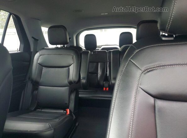 1FMSK8FH7NGC05095 2022 FORD EXPLORER Red Հետևի նստատեղերի տեսք
