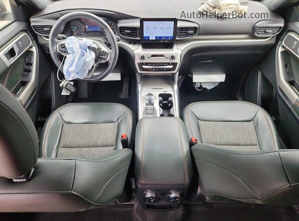 1FMSK8JH6MGC42970 2021 FORD FORD EXPLORER Green Widok deski rozdzielczej