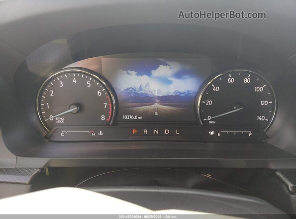 1FMSK8KH5RGA66290 2024 FORD EXPLORER Silver Widok tylnych siedzeń