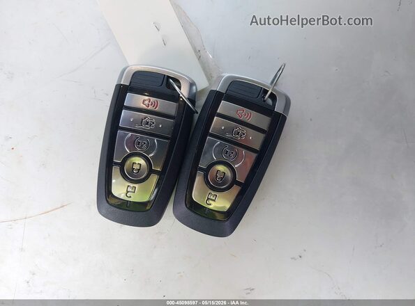 1FMUK8DH2TGA51887 2026 FORD EXPLORER Silver Widok deski rozdzielczej