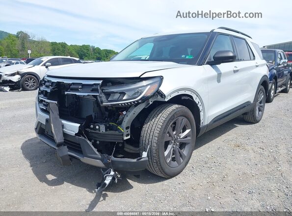 1FMUK8DH2TGA51887 2026 FORD EXPLORER Silver Widok z przodu