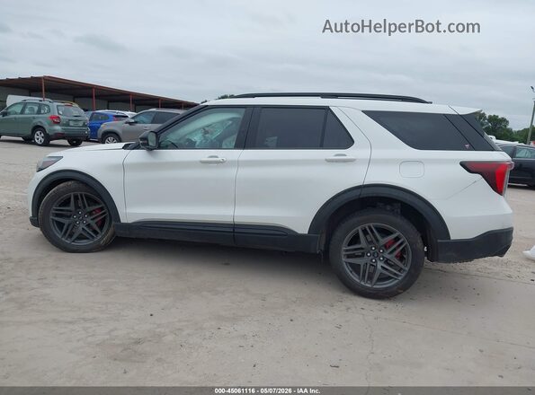 1FMWK8GC0SGC67261 2025 FORD FORD EXPLORER White 360 interior view