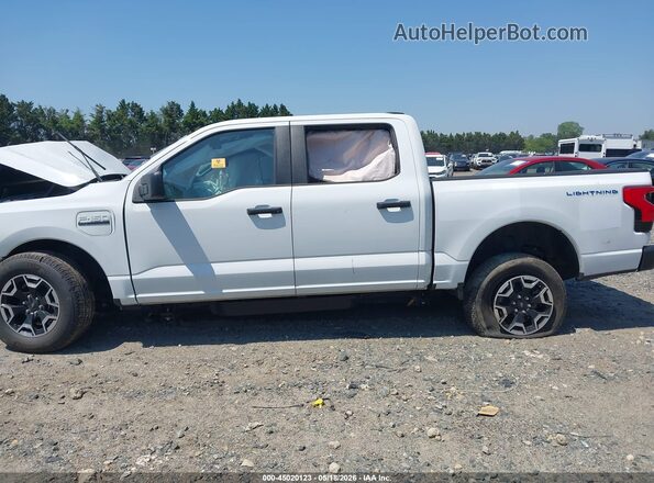 1FT6W1EV3PWG58485 2023 FORD F-150 LIGHTNING White უკანა სალონის ხედი