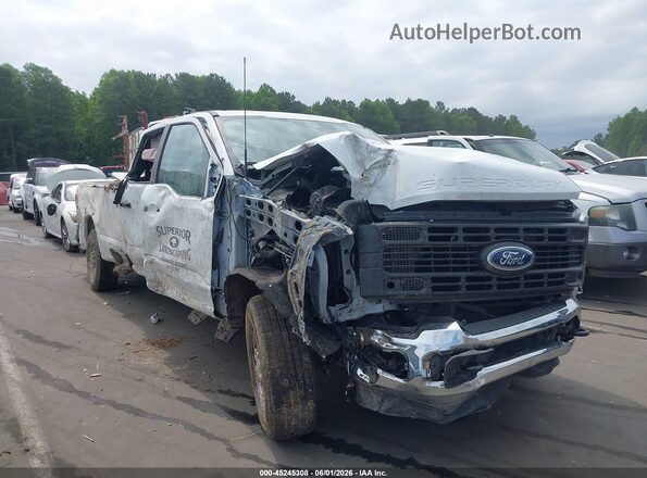 1FT7W2AA2REF47237 2024 FORD F-250 White Widok z przodu