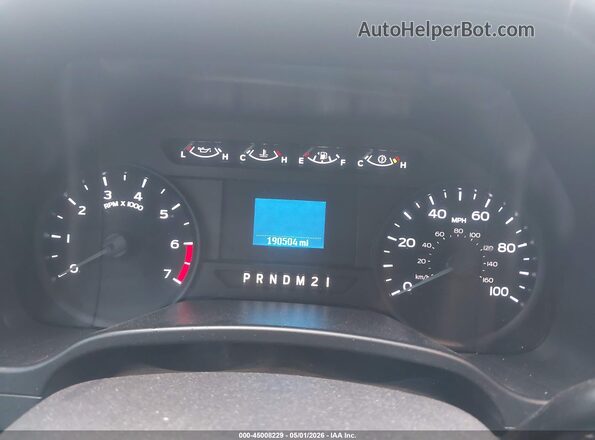 1FT7W2B60KED81879 2019 FORD F-250 White Widok tylnych siedzeń