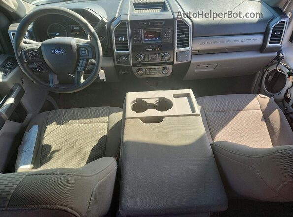 1FT7W2B62HED00227 2017 FORD F250 White Вид панелі приладів