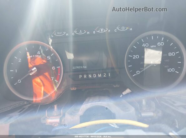 1FT7W2B63JEB39389 2018 FORD F-250 Gray უკანა სავარძლების ხედი