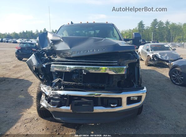 1FT7W2B64KED05453 2019 FORD F-250 Gray Rear interior view