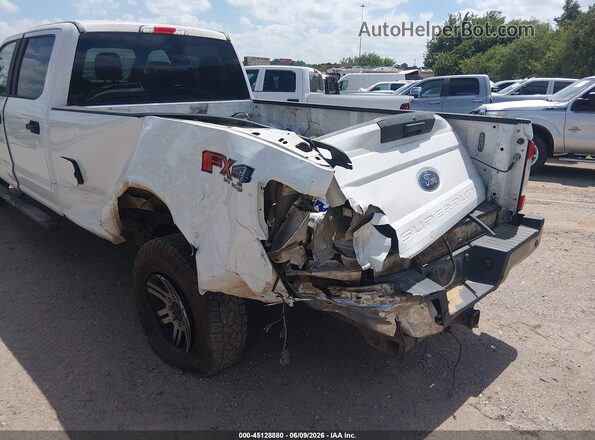 1FT7W2B64KED13679 2019 FORD F-250 White Դիմացի տեսք
