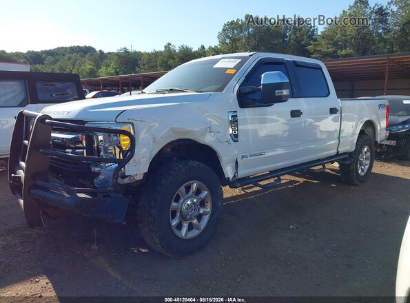 1FT7W2B65HED58980 2017 FORD F-250 White Front left