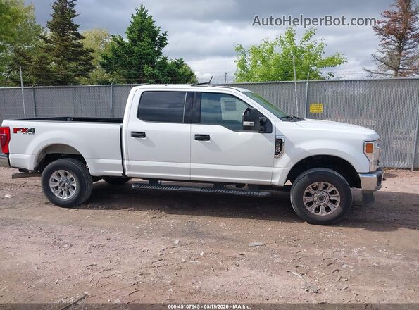 1FT7W2B65NEF34616 2022 FORD F-250 White Vista interior trasera