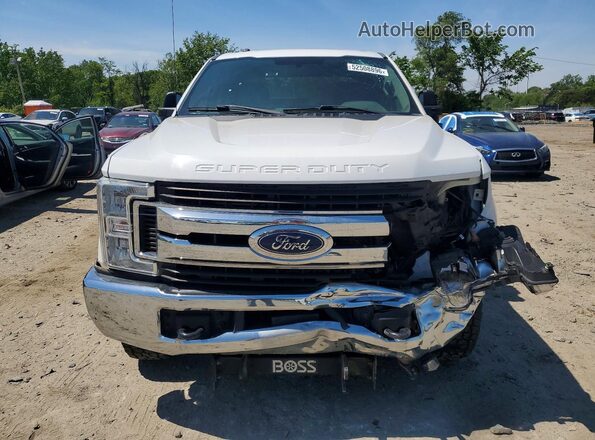 1FT7W2B66JEB12882 2018 FORD F250 White Դիմացի տեսք