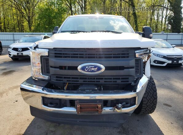 1FT7W2B66JEC85950 2018 FORD F250 White Front view