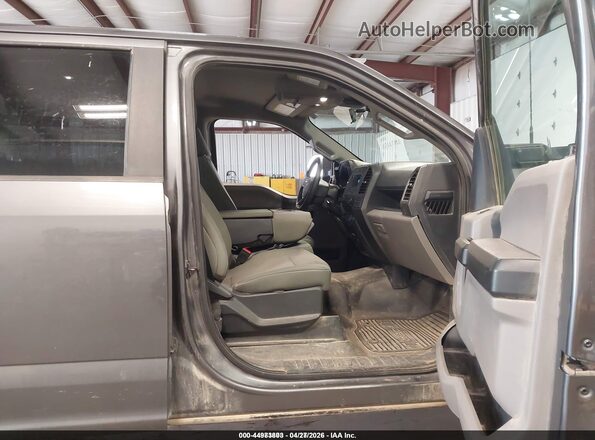 1FT7W2B69NEE94217 2022 FORD F-250 Серый Вид салона спереди