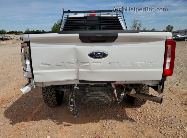 1FT7W2BA6TEC65933 2026 FORD F250 White Widok z tyłu