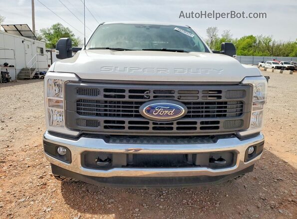 1FT7W2BA6TEC65933 2026 FORD F250 White Widok z przodu