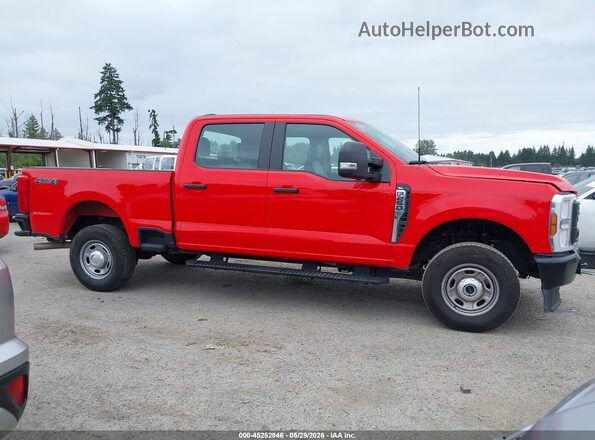 1FT7W2BA8TEC72799 2026 FORD F-250 Red Widok wnętrza 360 stopni