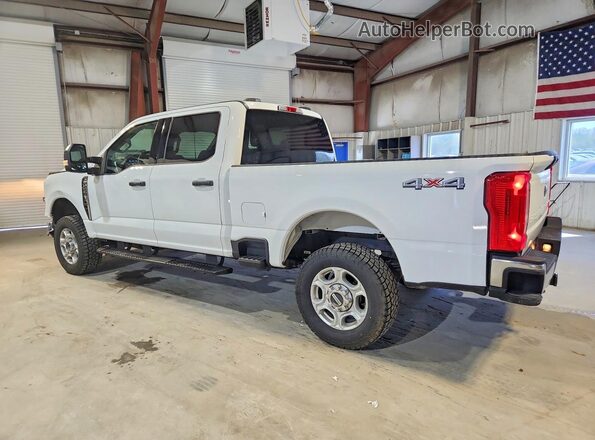 1FT7W2BN1SEC32680 2025 FORD F250 White Trasero izquierdo
