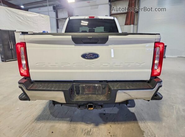 1FT7W2BN1SEC32680 2025 FORD F250 White Vista trasera