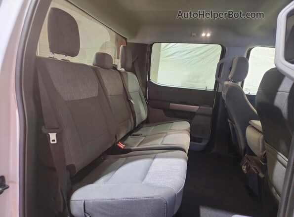 1FT7W2BN1SEC32680 2025 FORD F250 White Vista de los asientos traseros