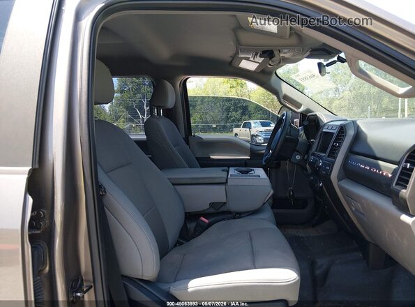 1FT7W2BN6LEC70679 2020 FORD F-250 Gray Front interior view