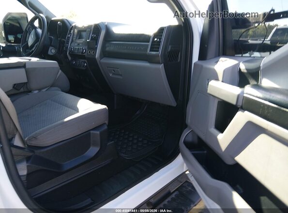 1FT7W2BT0KEE35977 2019 FORD F-250 White Front interior view